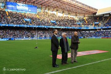 Dagoberto Moll, homenajeado por el Depor.