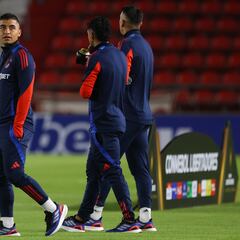 Jugadores de la U sorprenden con esta foto junto al DT más viral de la Libertadores