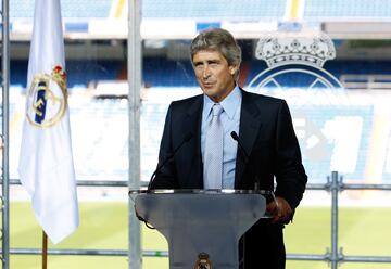 El técnico chileno se convirtió, en entrenador del Real Madrid, después de cinco años entrenando al Villarreal. El acuerdo entre los clubes fue de 4M€.