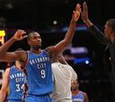 Un gran Serge Ibaka (18-14) toma el mando de los Thunder