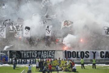 Santiago, 5 de marzo de 2016
La hinchada de Colo Colo realiza el Arengazo para alentar al equipo antes del Colo Colo v Universidad Catolica de este fin de semana.