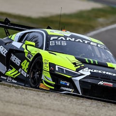 Rossi se equivoca en su debut