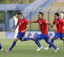 La Roja vence a Venezuela y respira en el Sudamericano