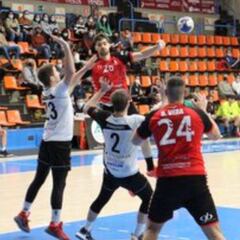 El San Pablo Burgos lucha por hacer una historia imposible