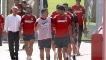 Diego Costa se entrena de nuevo con sus compañeros