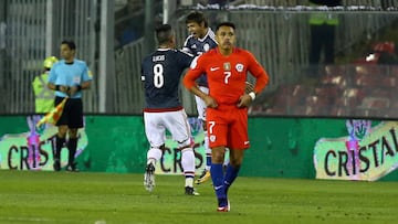 La tristeza y frustración de Alexis Sánchez se trasladó a la cancha