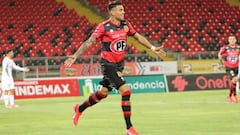 El defensa que sorprende como goleador de la B: "Me dicen que tengo un imán"