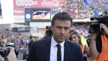 Luis Enrique lleva cinco meses respondiendo con evasivas y cara de póker a las preguntas sobre su futuro.