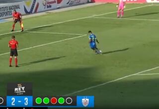 Quiso definir de lujo y terminó en un papelón: es el peor ‘Panenka’ de la historia