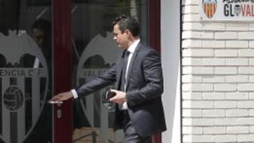 El presidente votará a mano alzada por Lim.