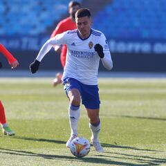 Juanjo Narváez cierra el mercado blanquivioleta