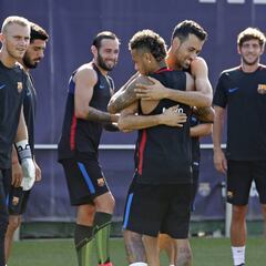 Valverde tiene excedente de centrocampistas: diez