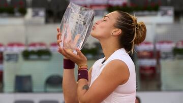 Sabalenka se venga de Barty con una exhibición de golpeo