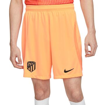El Atlético de Madrid ha presentado la que será la tercera equipación para la temporada 22/23. De color naranja e inspirada en el fruto del madroño, icónico árbol presente en nuestro escudo y en el de la ciudad de Madrid.