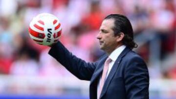 Juan Antonio Pizzi durante un partido anterior al frente del León.