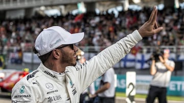 Malaysian GP qualifying: Hamilton turns tables on Vettel