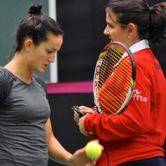 Conchita y su doblete: siete horas en coche y cuatro países