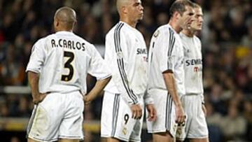 <b>RONALDO, NO</b>. Roberto Carlos, Zidane y Beckham sí están en el once del Balón de Oro. Ronaldo, no.