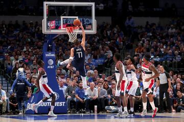 Doncic deslumbra en el primer partido de la temporada