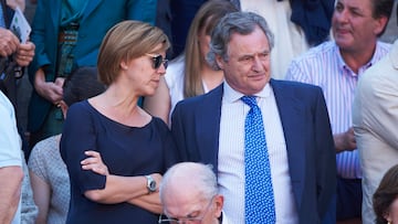 MADRID, SPAIN - JUNE 01: Maria Dolores de Cospedal and Ignacio Lopez del Hierro attend La Beneficiencia Bullfight at Las Ventas Bullring on June 1, 2016 in Madrid, Spain. (Photo by Carlos Alvarez/Getty Images)