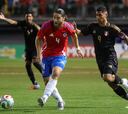 “Espero que el próximo partido de Chile lo juguemos en el Claro Arena... Parece que la cancha sintética se nos dio bien”