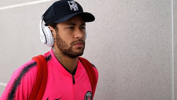 El PSG baja el precio a Neymar y le vendería por 222 M€