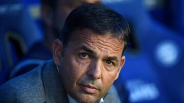 VITORIA-GASTEIZ, SPAIN - OCTOBER 18: Javier Calleja, Head Coach of Deportivo Alaves during the La Liga Santander match between Deportivo Alaves and Real Betis at Estadio de Mendizorroza on October 18, 2021 in Vitoria-Gasteiz, Spain. (Photo by Juan Manuel