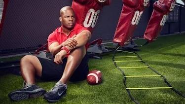 El encantador de quarterbacks - La historia de George Whitfield Jr.