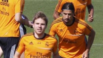 Illarra gana a Khedira en la carrera por la final.