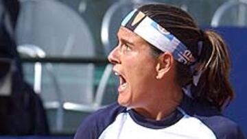 <B>CENTRADA. </B>Conchita Martínez celebra su triunfo ante Dokic en Roma.