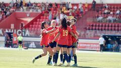 Las jugadoras de la Selección femenina Sub-17 celebran un gol ante Grecia.