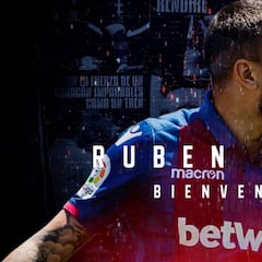 Rubén Vezo firma por el Levante hasta 2024
