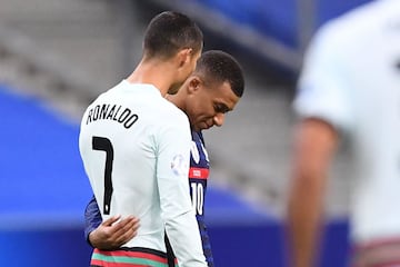 El astro francés no pudo ocultar su emoción por enfrentarse al que desde niño fue uno de sus máximos ídolos en el fútbol.