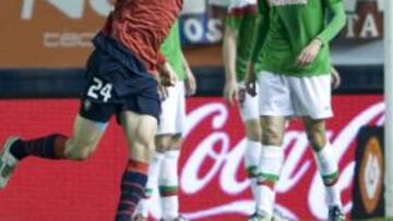 Osasuna baja de la nube al Athletic a balón parado