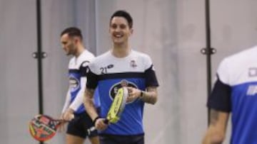 Luis Alberto durante una sesión de pádel.