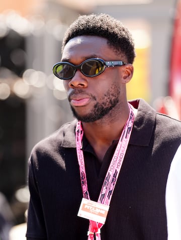 Alphonso Davies, futbolista canadiense del Bayern de Múnich, durante el Gran Premio de Mónaco de la Fórmula 1.
