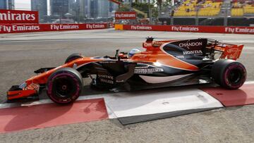 El McLaren de Alonso, en Singapur. 