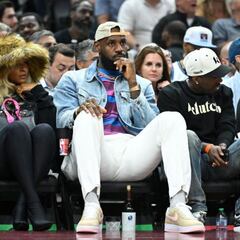 LeBron James, ¿se queda sin ser entrenador-jugador de los Lakers?