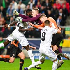 Kroos: “El golpe de Rüdiger es muy fuerte, hay mucha sangre”