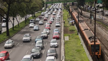 Los autos con engomado rosa, placas de circulación 7 y 8 no circulan en Cdmx y Edomex este martes 26 de agosto del 2025.