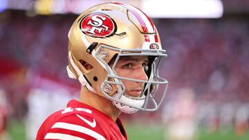 GLENDALE, ARIZONA - DECEMBER 17: Brock Purdy #13 of the San Francisco 49ers looks on during the first quarter against the Arizona Cardinals at State Farm Stadium on December 17, 2023 in Glendale, Arizona. Christian Petersen/Getty Images/AFP (Photo by Christian Petersen / GETTY IMAGES NORTH AMERICA / Getty Images via AFP)