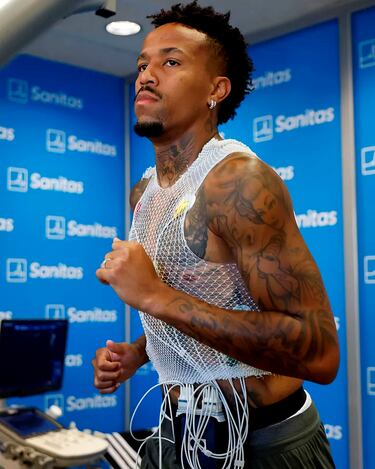 Tras su segunda rotura de ligamento cruzado, el brasileño vuelve al verde.