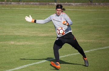 Corinthians ya se adapta a la altura de Bogotá