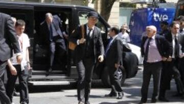 Cristiano Ronaldo y Florentino Pérez, a su llegada a Valencia.