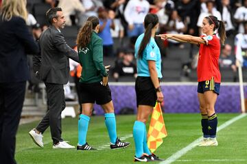 Aitana Bonmatí adelantó a España al marcar el 2-1.