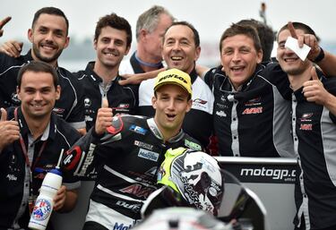 Único bicampeón hasta la fecha en Moto2 gracias a sus títulos de 2015 y 2016 que le catapultaron a MotoGP. Dos buenos años con la satélite de Yamaha le llevan al asiento oficial de KTM, donde las cosas no funcionan y le bajan a mitad de temporada de la moto austriaca. Ficha por el Esponsorama para 2020, donde logra un podio y una pole y en 2021 le espera la Ducati del Pramac.