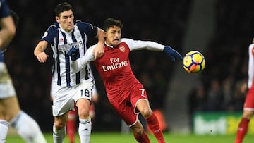 Wenger supera a Ferguson, pero el Arsenal no pasa del empate