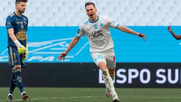 Milik celebra un gol con el Marsella. Sigue en la agenda del Atlético para la 21-22.