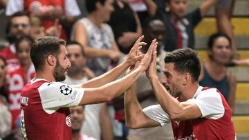 Abel Ruiz celebra su gol ante el Panathinaikos.