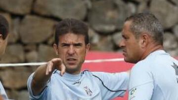 <b>TRANQUILIDAD. </b> Gonzalo Arconada se muestra sereno antes del partido